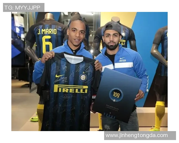 球星官方球衣足球收藏版，经典设计与限量发售完美融合