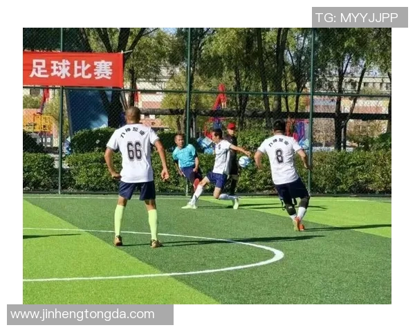 篮球巨星踏上绿茵场挑战足球梦想跨界之路引发球迷热议